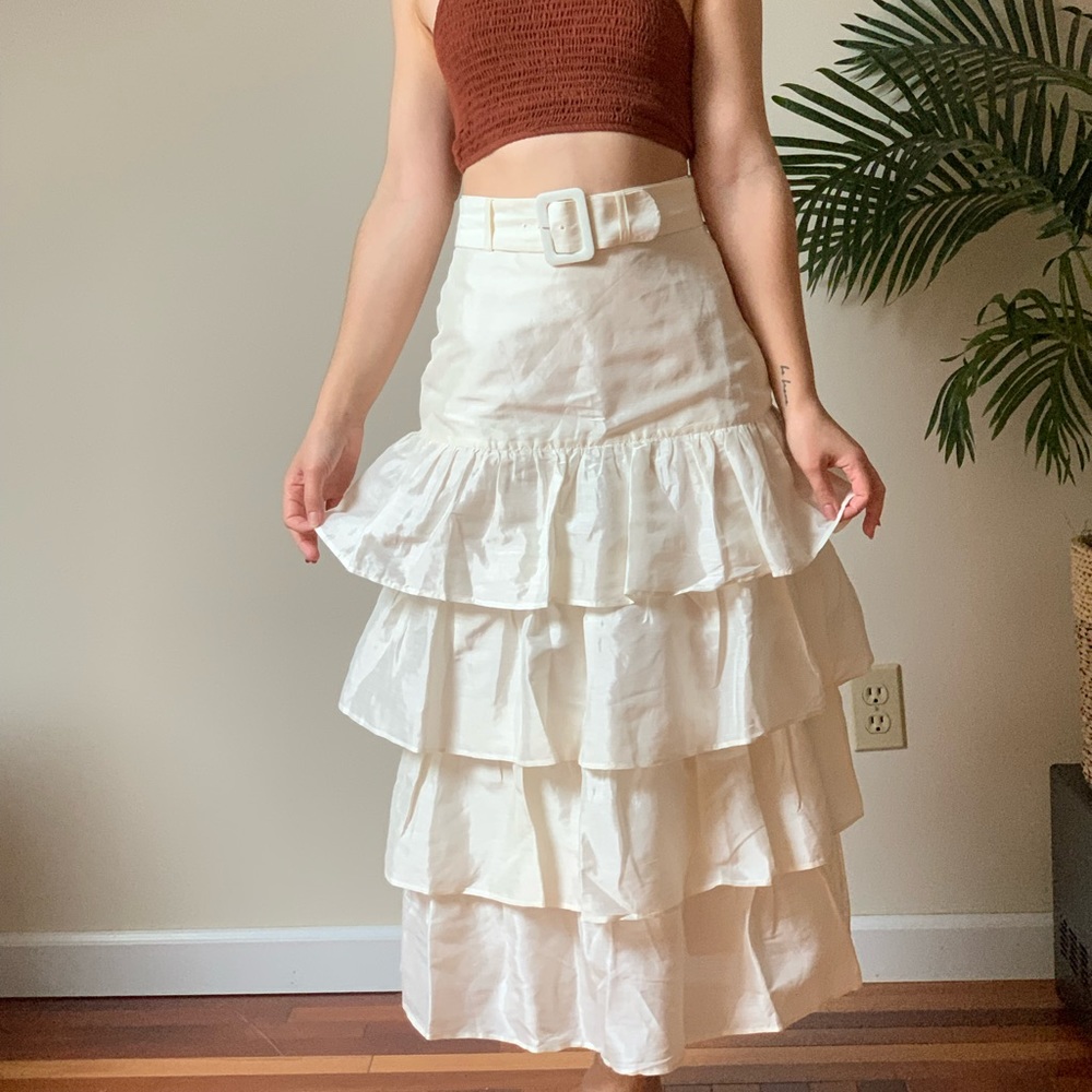 & Other Stories NWT tiered maxi skirt in cream color Size 2